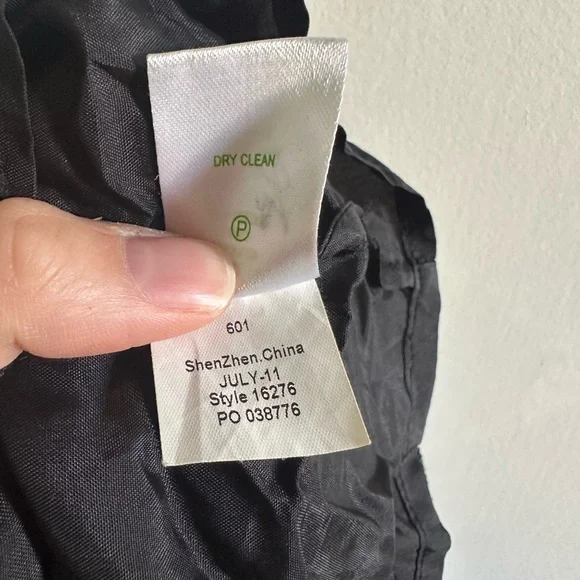 Lilly Pulitzer Black Lace Overlay Jeanette Mini Dress size 2 EUC - Picture 11 of 11